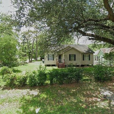 4215 Ironton St, Beaumont, TX 77703