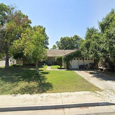 4229 E Iris Ave, Visalia, CA 93292