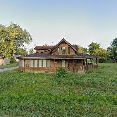 423 S East St, Bethel, OH 45106