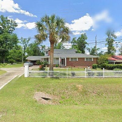 4236 South St, Marianna, FL 32448