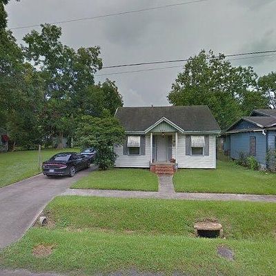 4265 Park St, Beaumont, TX 77705