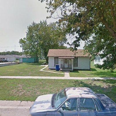 427 N School St, Wilber, NE 68465