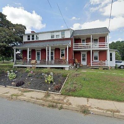 43 W Charlotte St, Millersville, PA 17551