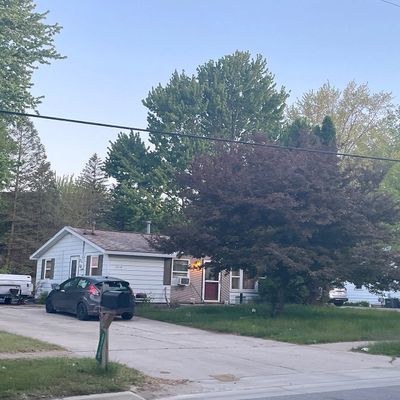 3715 Waldo Ave, Midland, MI 48642