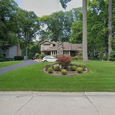 3725 Elder Rd S, West Bloomfield, MI 48324