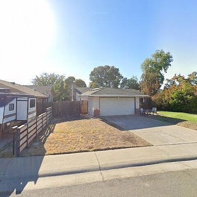 3732 Rock Island Dr, Sacramento, CA 95827