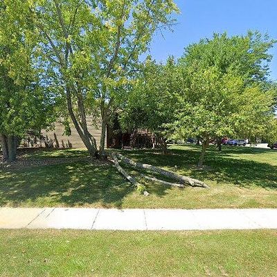 378 S Tower St, Saukville, WI 53080