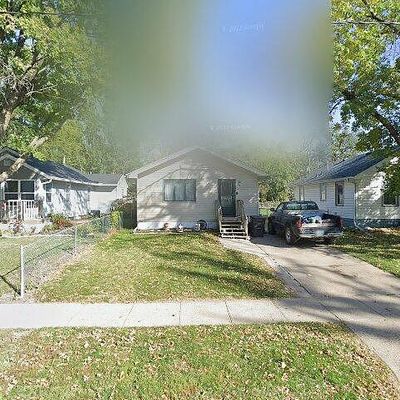 3821 Columbia St, Des Moines, IA 50313