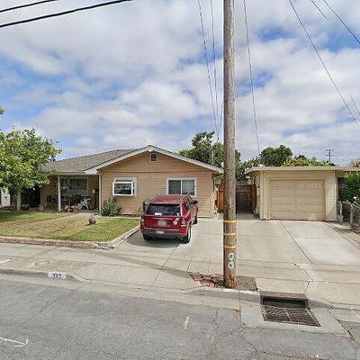 383 Elmwood Ln, Hayward, CA 94541