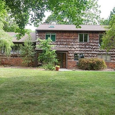 49 Maria Dr, Hillsdale, NJ 07642