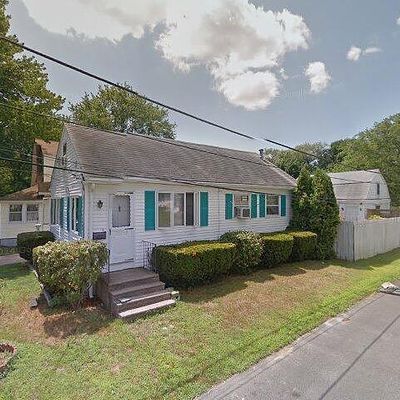 5 Rita St, Warwick, RI 02889