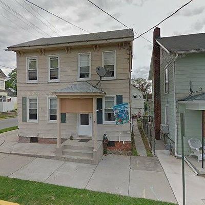 5 S Water St, Spring Grove, PA 17362