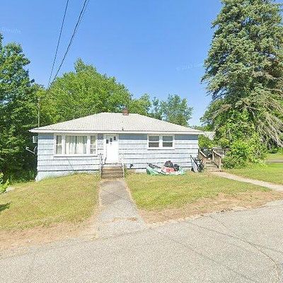 50 Prospect St, Tilton, NH 03276