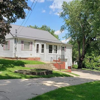 501 N Division St, Anamosa, IA 52205