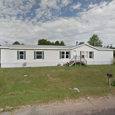 511 N Walnut St, Westmoreland, KS 66549