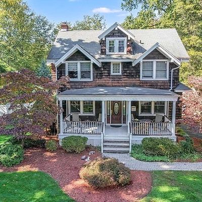 515 Summit Ave, Oradell, NJ 07649