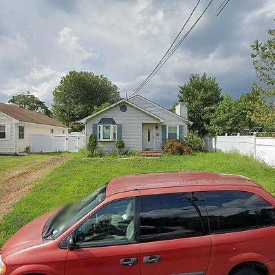 52 Pomona Blvd, Keyport, NJ 07735