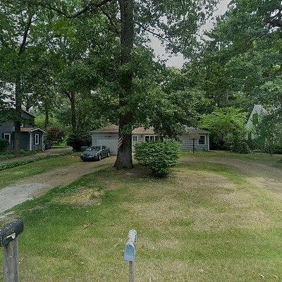 52568 Kenilworth Rd, South Bend, IN 46637