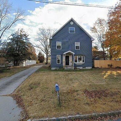 526 E Broad St, Gibbstown, NJ 08027