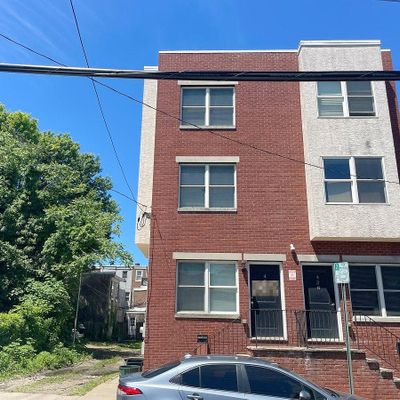 436 N Sloan St, Philadelphia, PA 19104