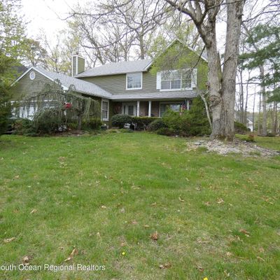 44 Arbor Dr, Howell, NJ 07731