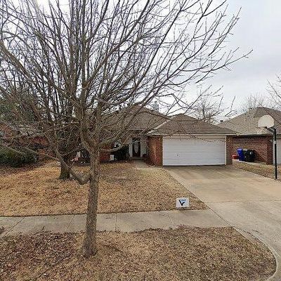 4416 Intrepid Cir, Norman, OK 73072