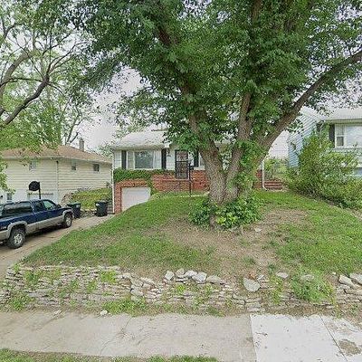 4434 Oak St, Omaha, NE 68105