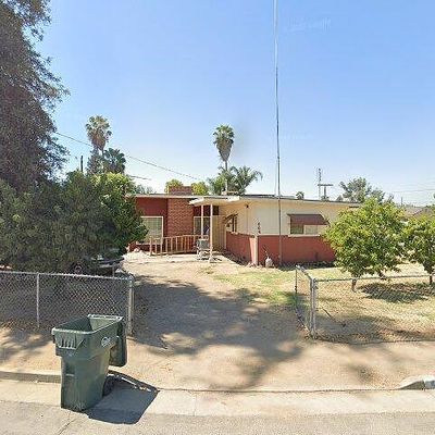 444 E Birch St, Farmersville, CA 93223