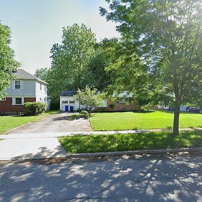 449 Lakewood Pkwy, Buffalo, NY 14226