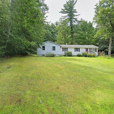 46 Ball Rd, Kingston, NH 03848