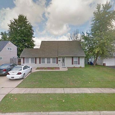 47 Island Rd, Levittown, PA 19057