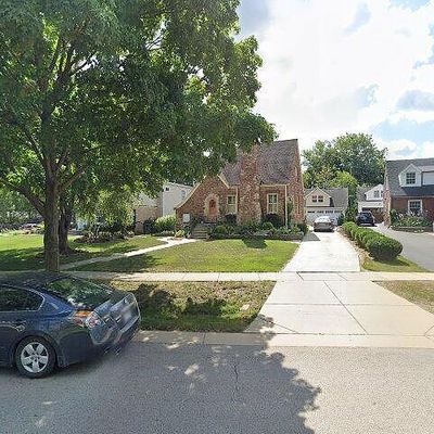 47 Norfolk Ave, Clarendon Hills, IL 60514