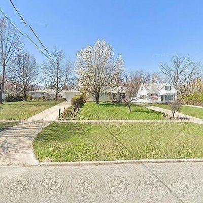 59 Powers Rd, Bedford, OH 44146