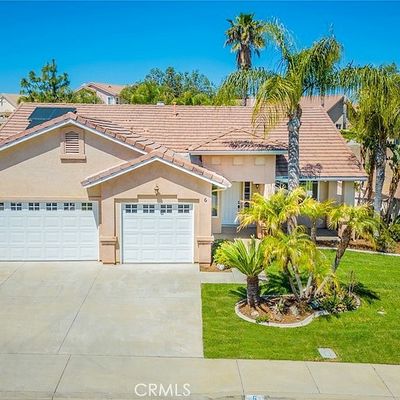 6 Corte Rivera, Lake Elsinore, CA 92532