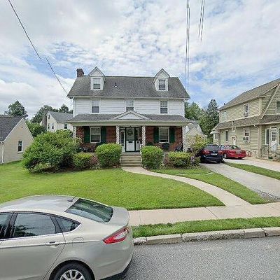 604 Valley Rd, Havertown, PA 19083