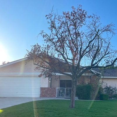 605 Winchester St, Bakersfield, CA 93309