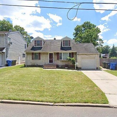 61 Dover Rd, Colonia, NJ 07067