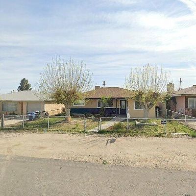 612 Tyler St, Taft, CA 93268