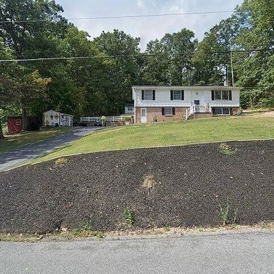 6152 Pigeon Hill Rd, Spring Grove, PA 17362