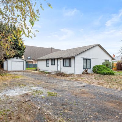 620 W Prasch Ave, Yakima, WA 98902