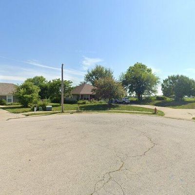 633 E Orchard St, Odessa, MO 64076