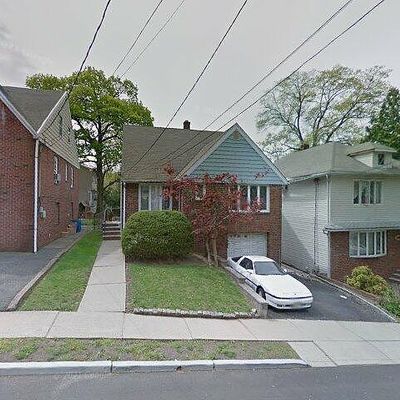 636 Slocum Ave, Ridgefield, NJ 07657