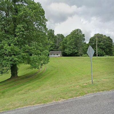 65 Squaw Ridge Rd, Waynesville, NC 28786