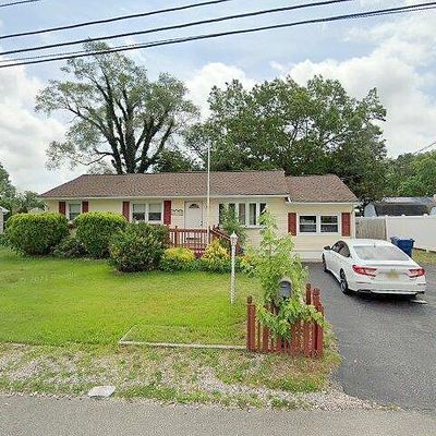 531 Mizzen Ave, Beachwood, NJ 08722