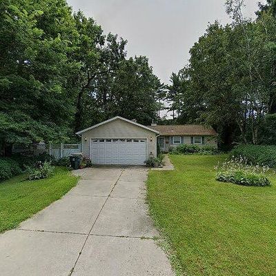 5517 Dorsett Dr, Madison, WI 53711