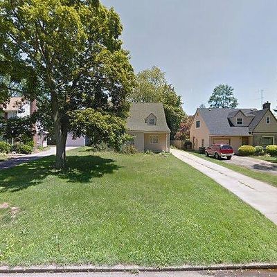 555 Mineola Ave, Akron, OH 44320