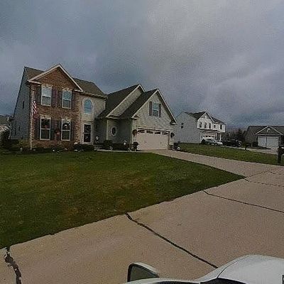 5561 Sand Dune Ct, Mentor, OH 44060
