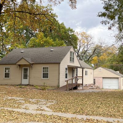 56 Pine Trl, Fairview Heights, IL 62208