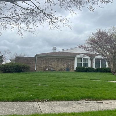 5683 Troy Villa Blvd, Dayton, OH 45424