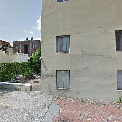 5708 Walnut St #L4, Pittsburgh, PA 15232